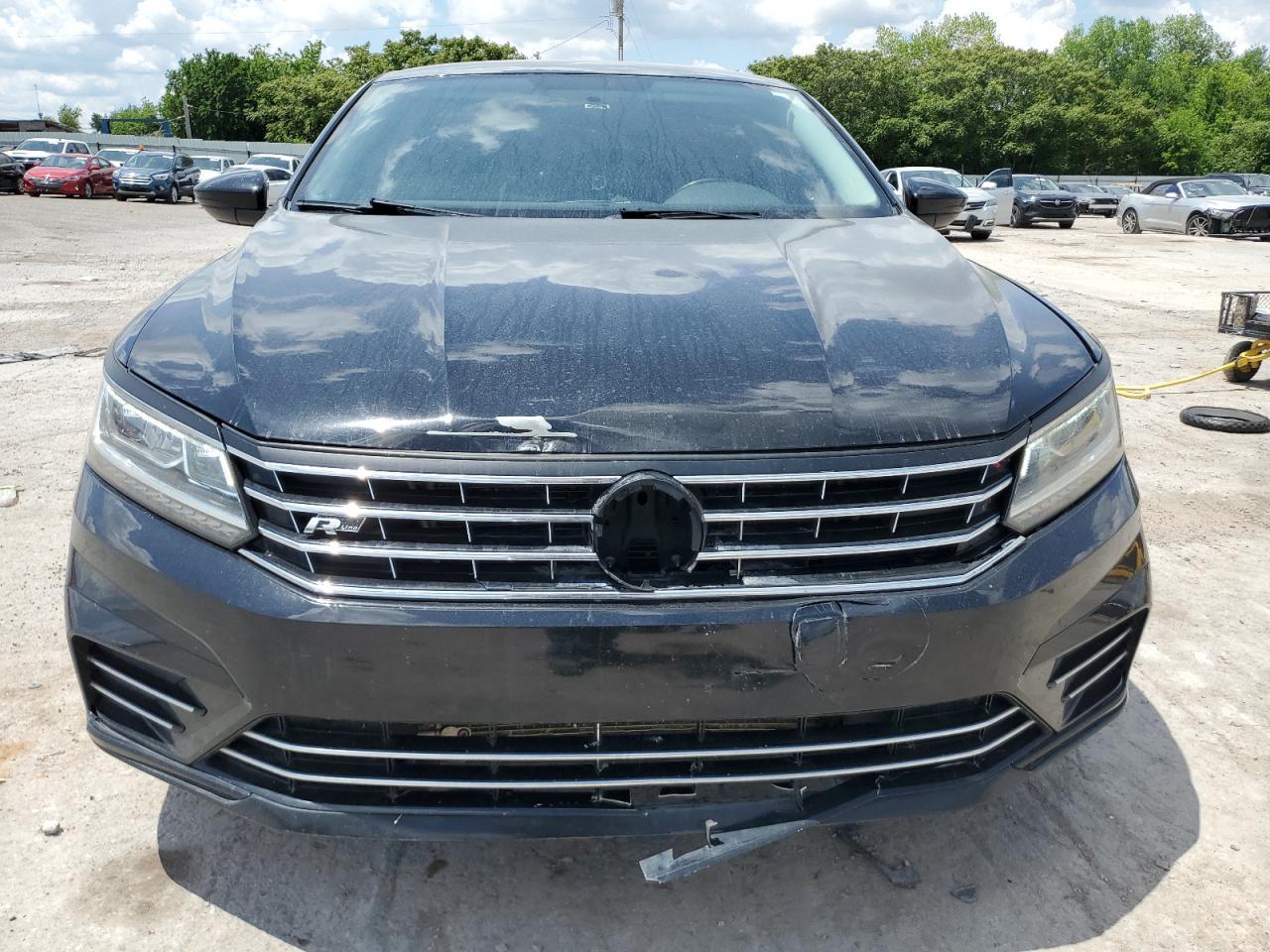 2016 Volkswagen Passat S - Фото 5