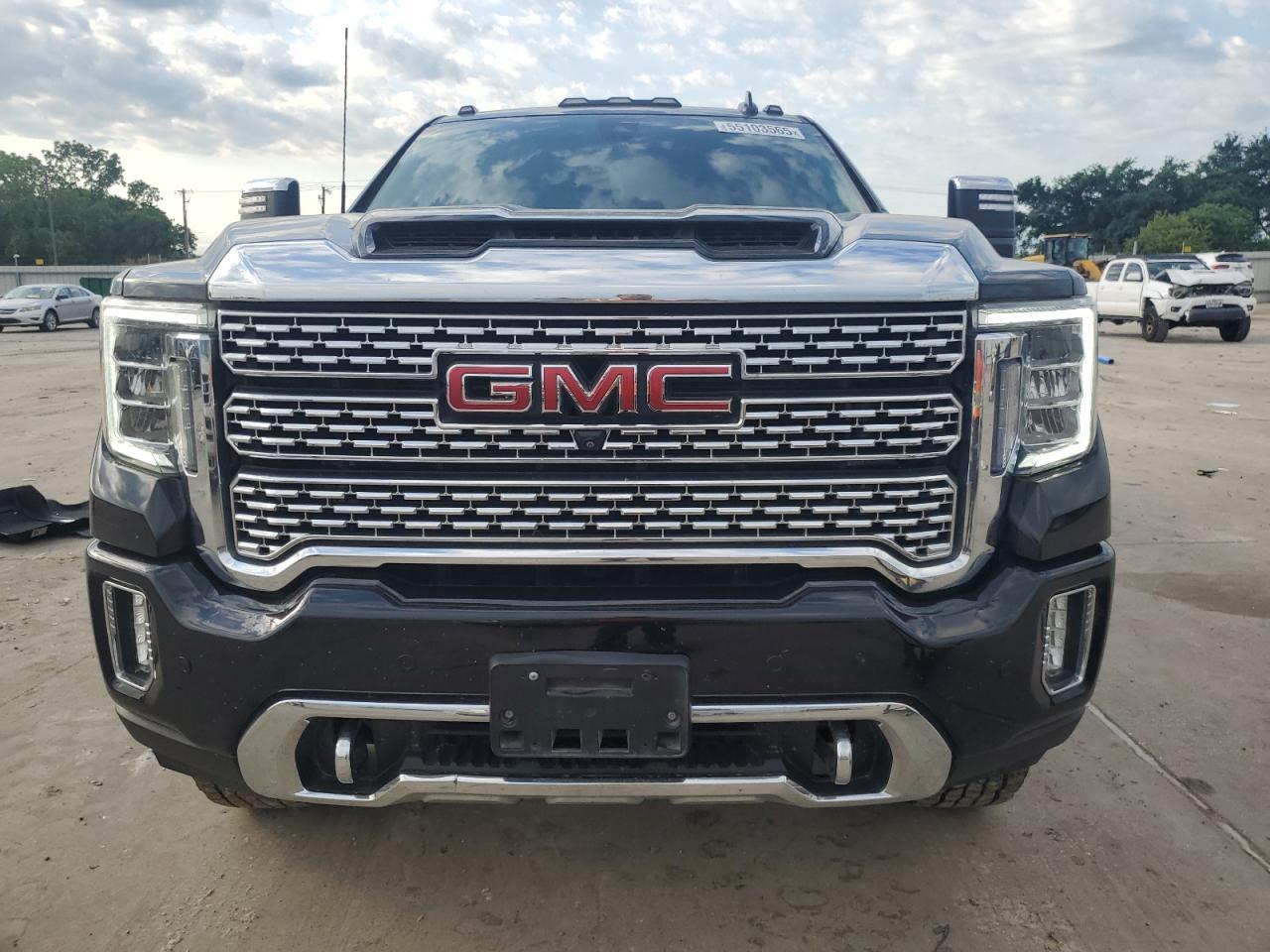 2022 GMC Sierra K2500 Denali - Image 5