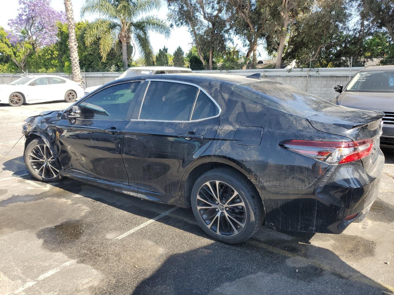 2024 Toyota Camry Se - Фото 2
