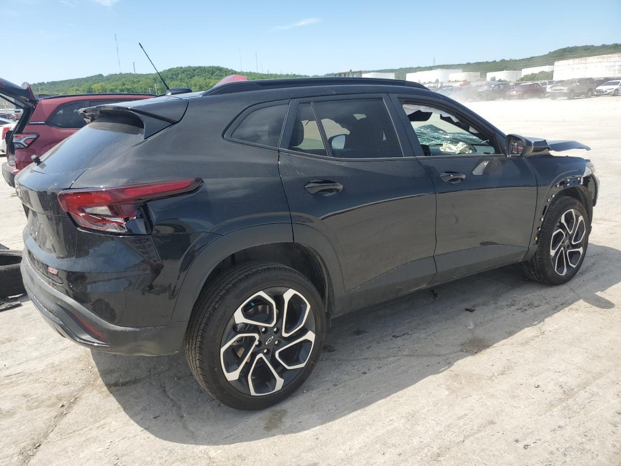 2025 Chevrolet Trax 2Rs - Image 3