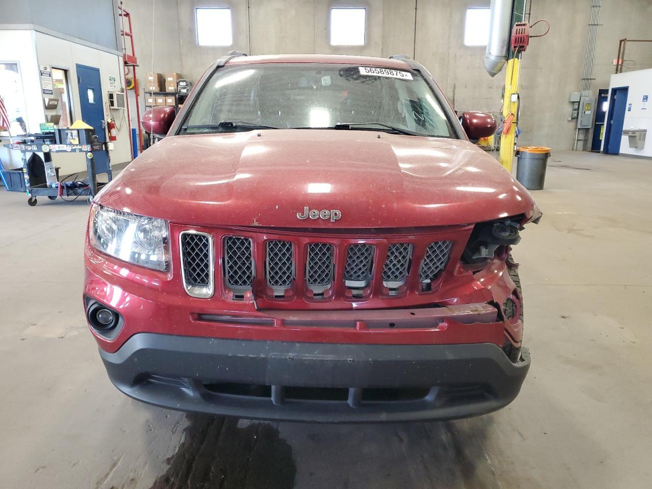 2016 Jeep Compass Latitude - Image 5