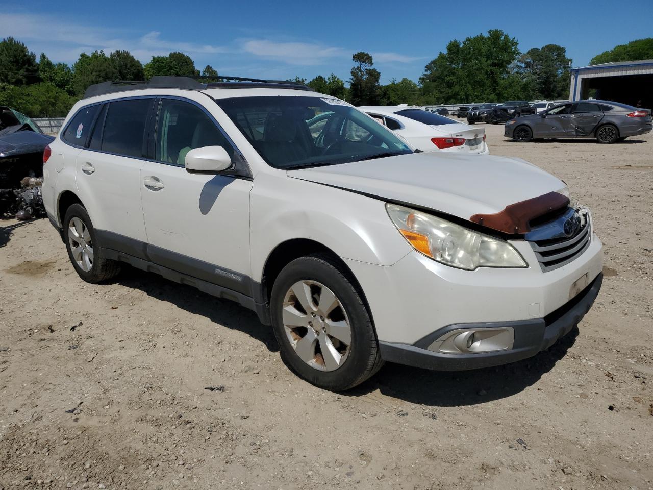 2011 Subaru Outback 2.5I Premium - Image 4