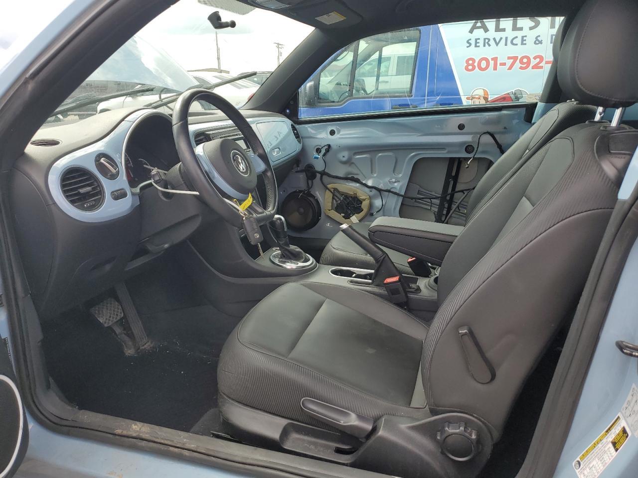 2013 Volkswagen Beetle - Image 7