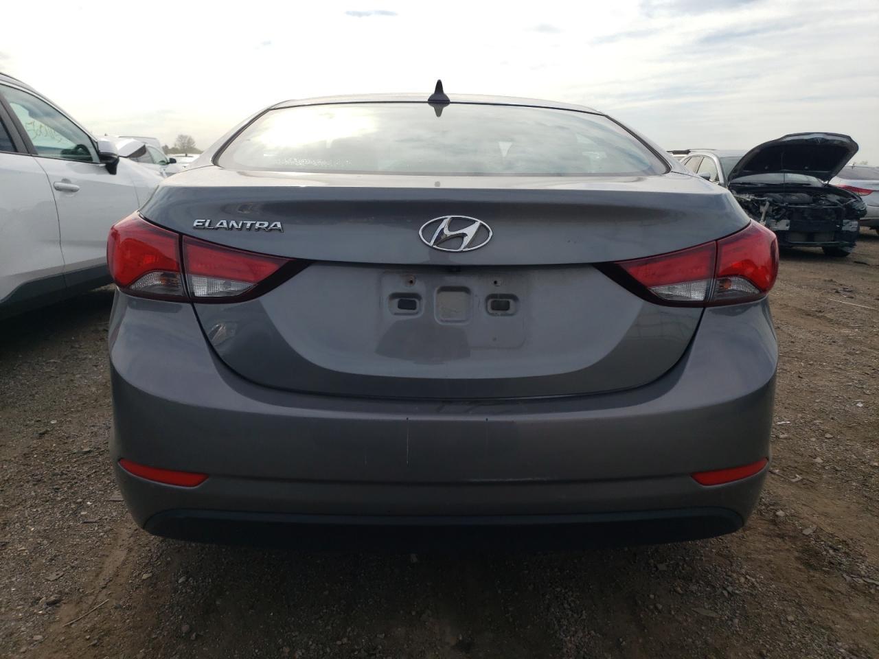 2014 Hyundai Elantra Se - Фото 6