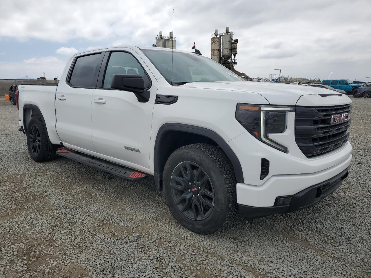 2024 GMC Sierra K1500 Elevation-L - Image 4