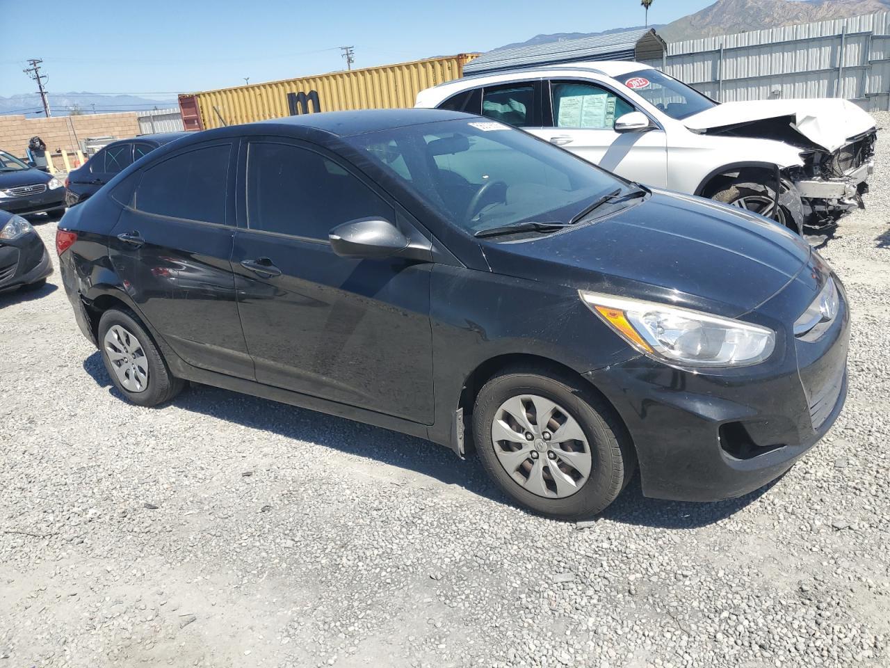 2016 Hyundai Accent Se - Фото 4