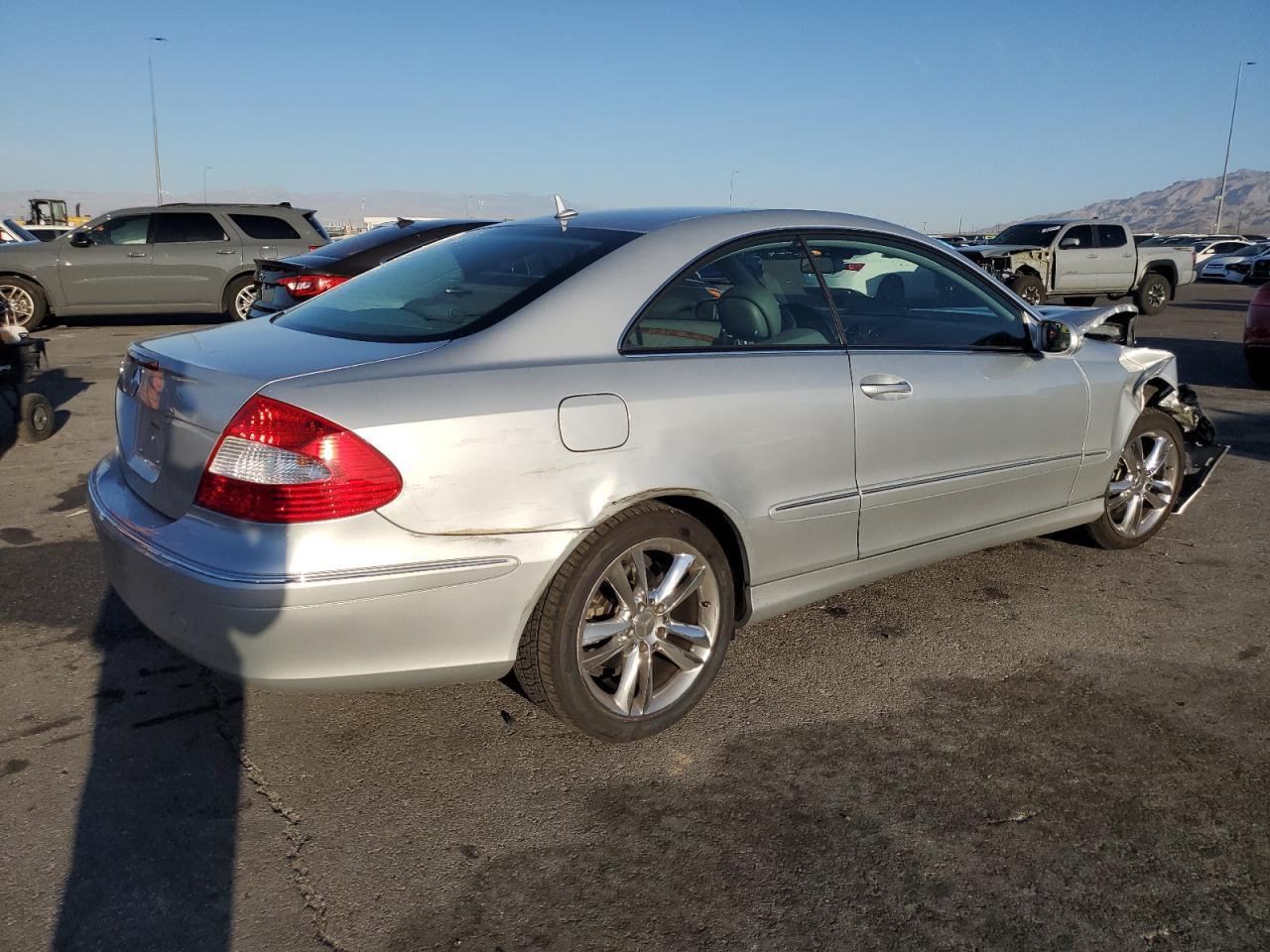 2007 Mercedes-Benz Clk 350 - Image 3
