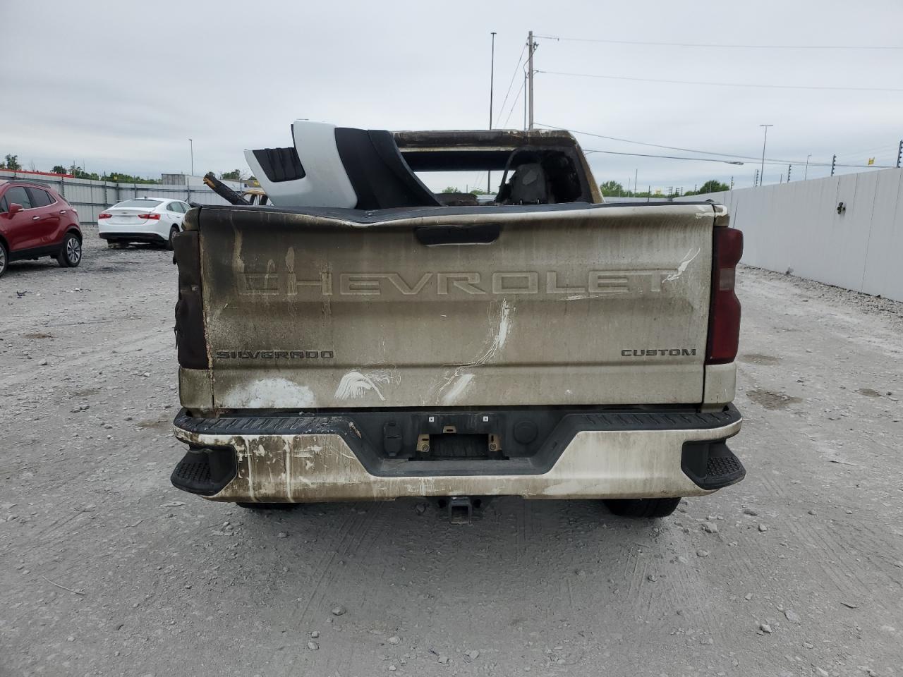 2021 Chevrolet Silverado K1500 Custom - Фото 6