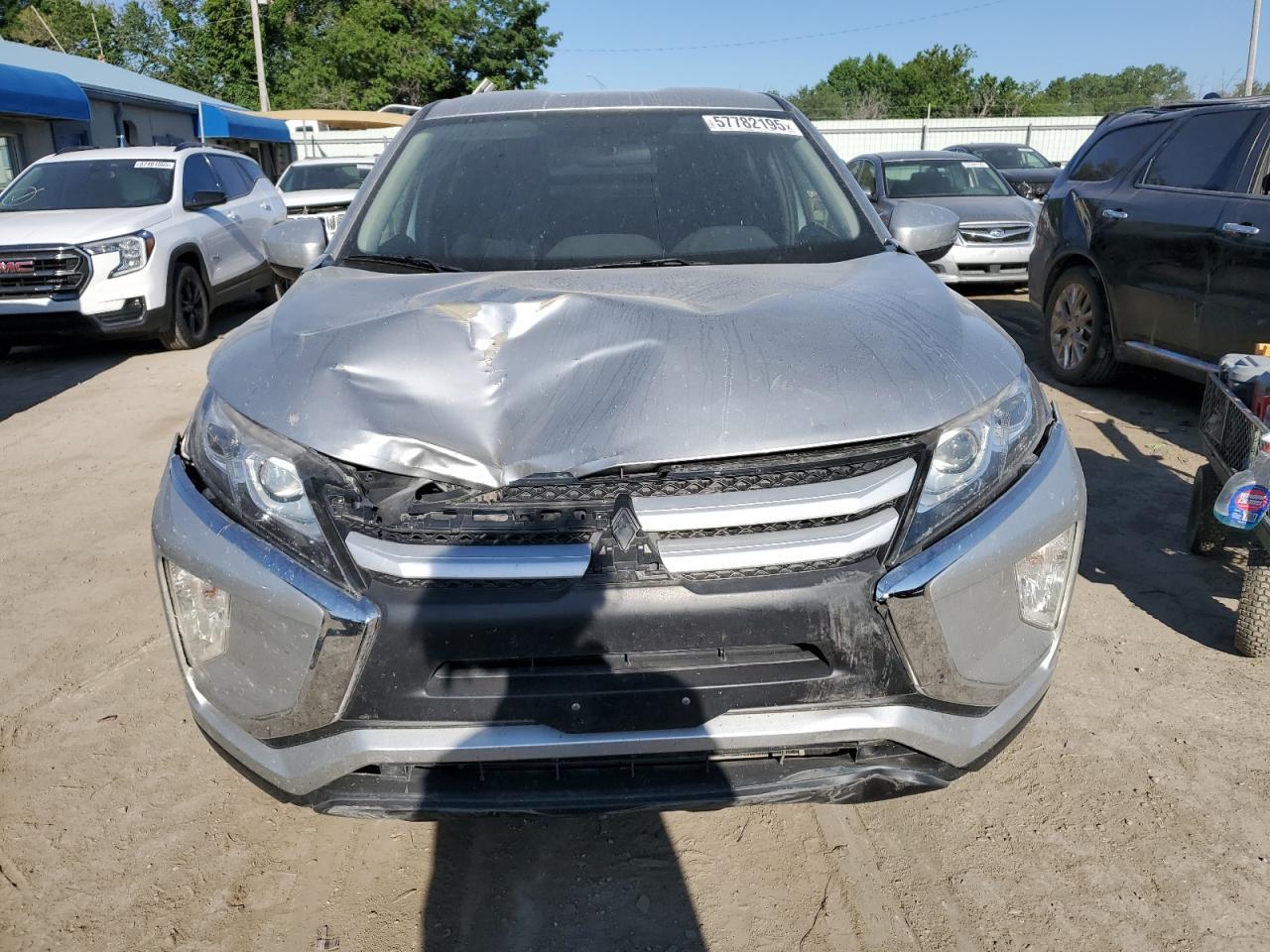 2019 Mitsubishi Eclipse Cross Es - Image 5