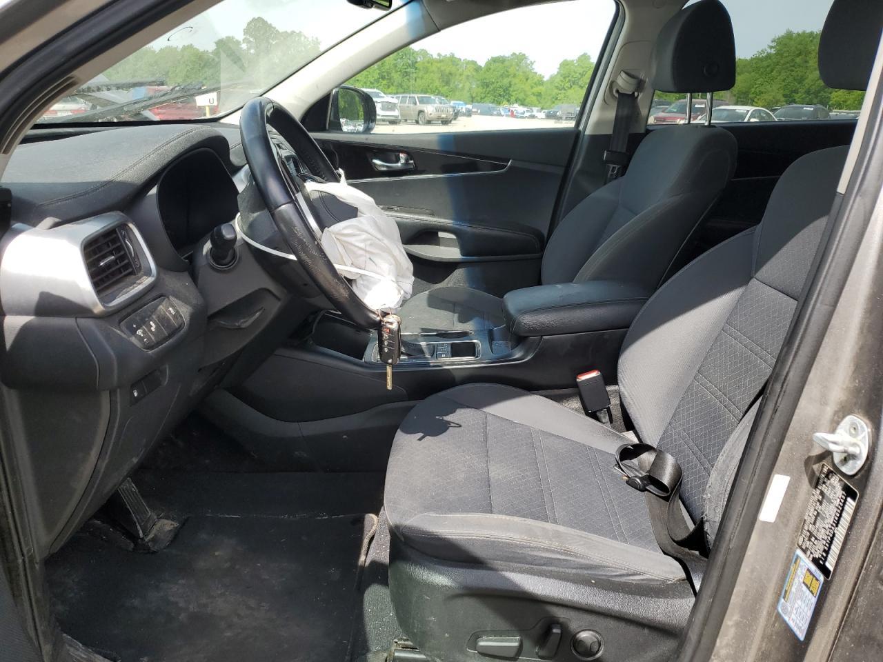 2019 Kia Sorento L - Image 7