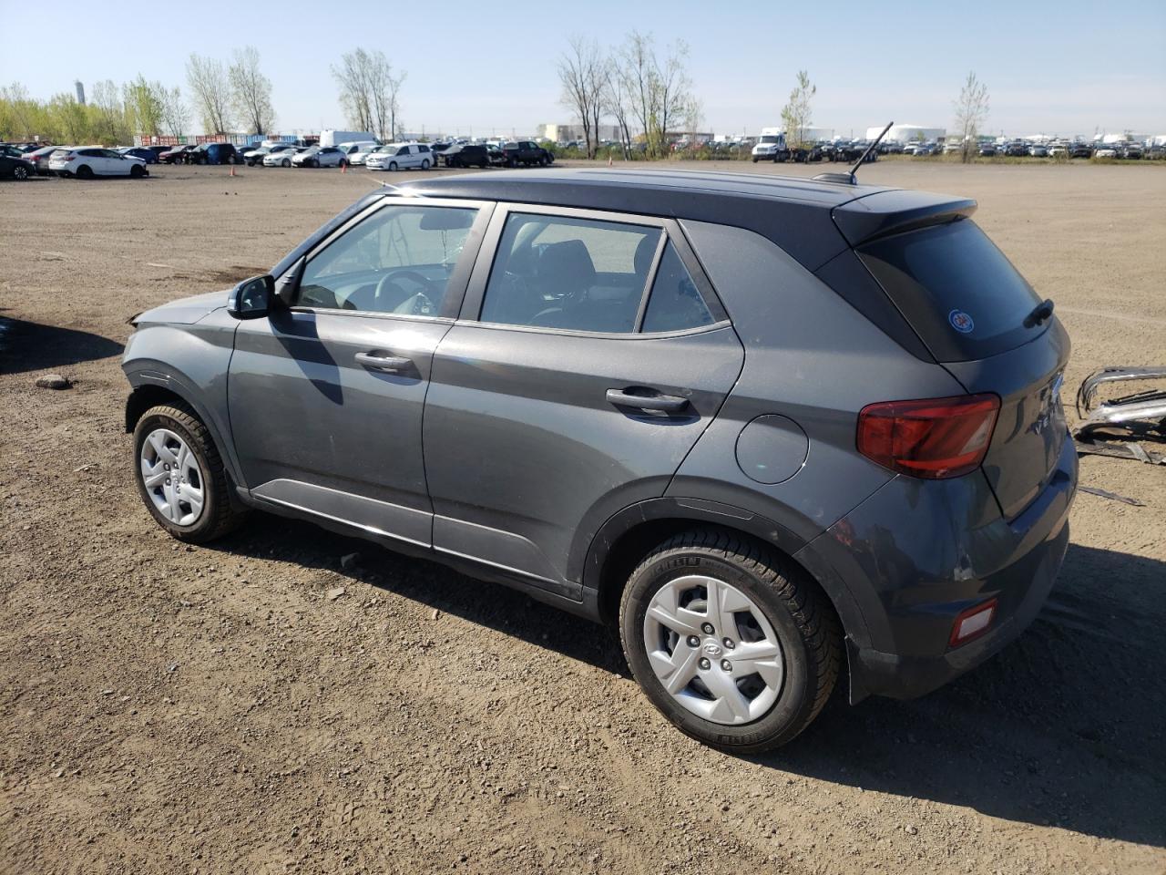 2024 Hyundai Venue Se - Image 2