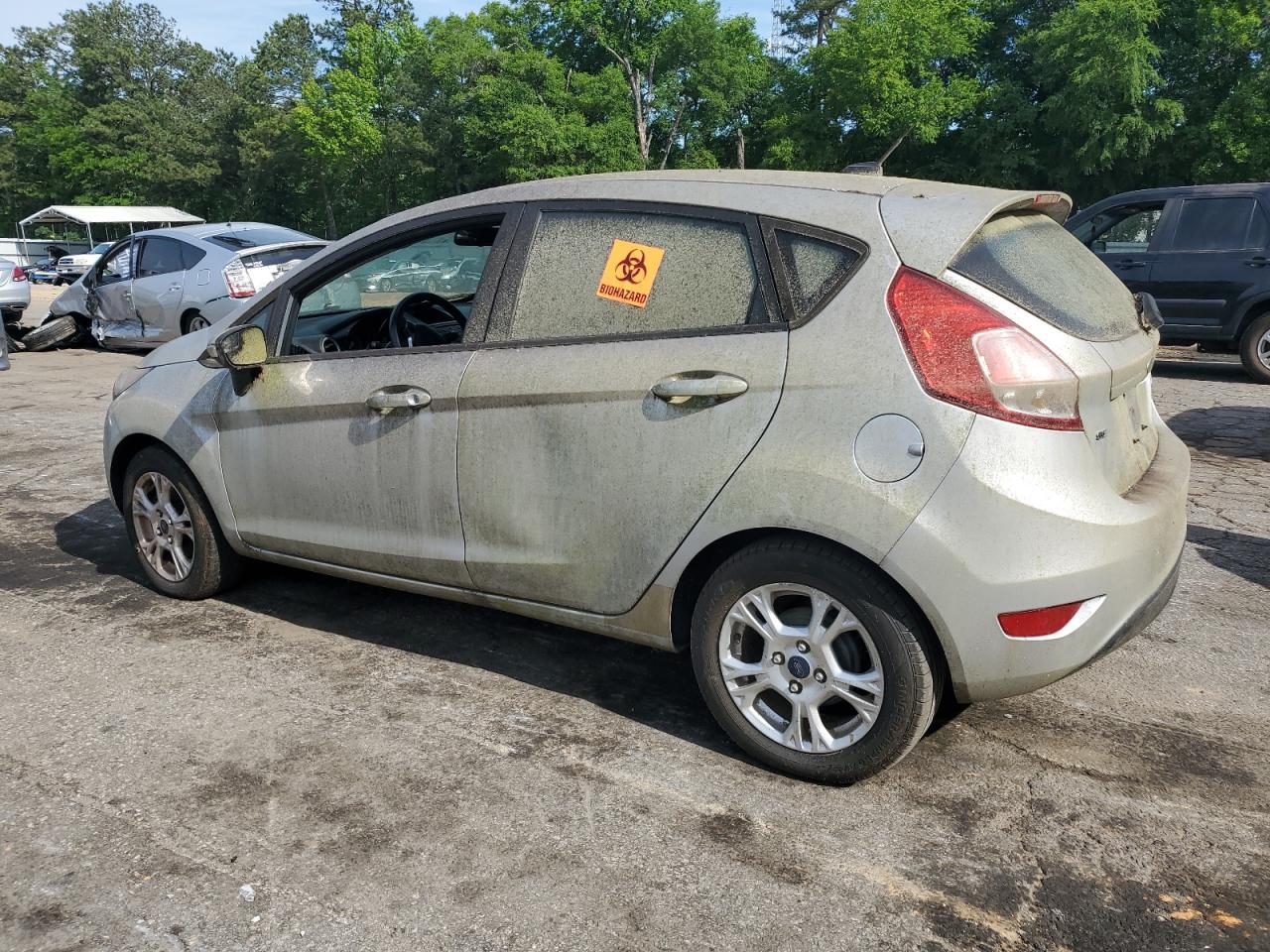 2016 Ford Fiesta Se - Image 2