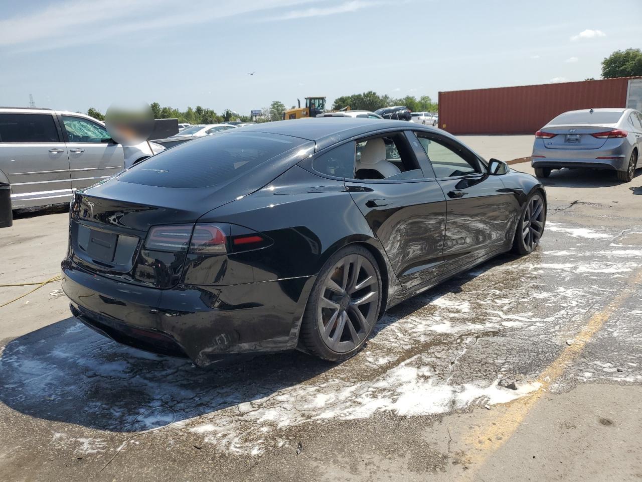2022 Tesla Model S - Фото 3