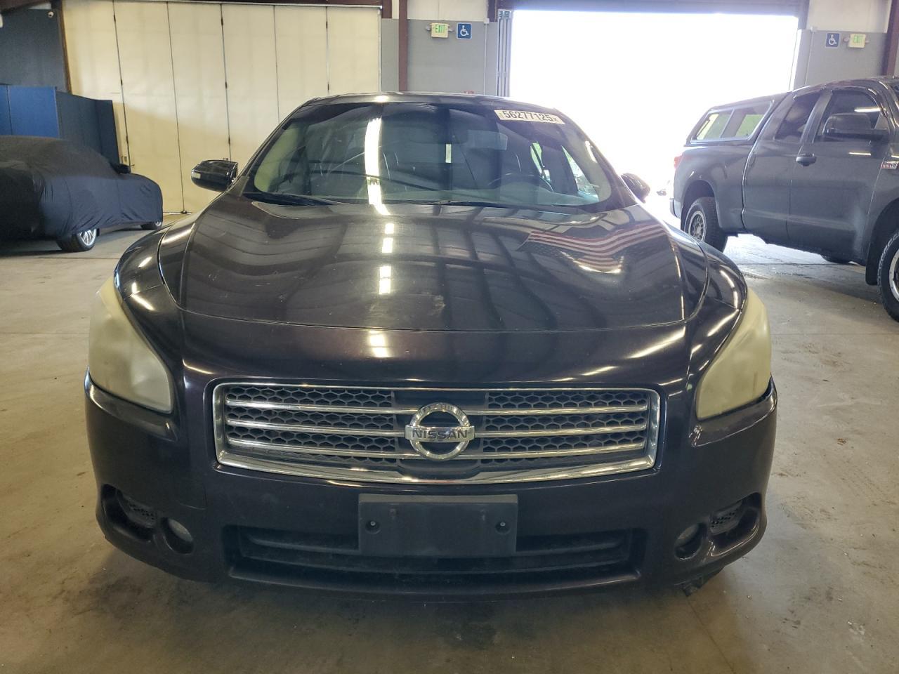 2010 Nissan Maxima S - Image 5