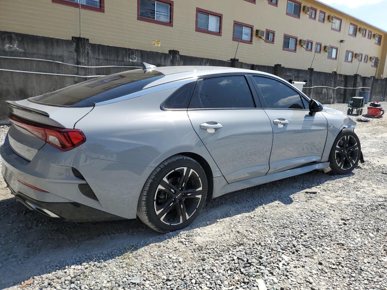 2023 Kia K5 Gt Line - Image 3