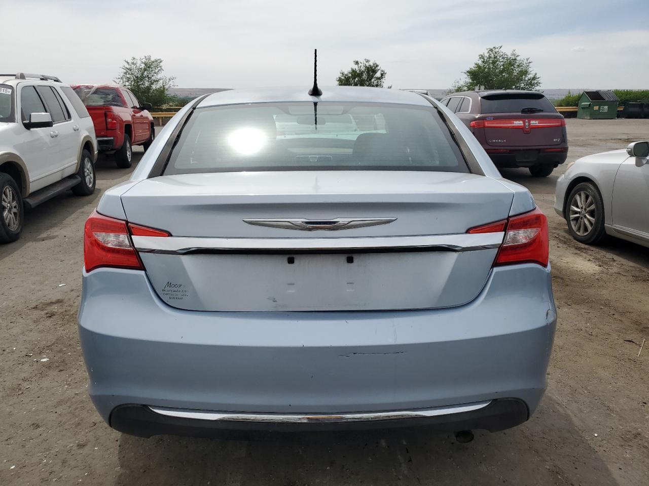 2014 Chrysler 200 Touring - Фото 6