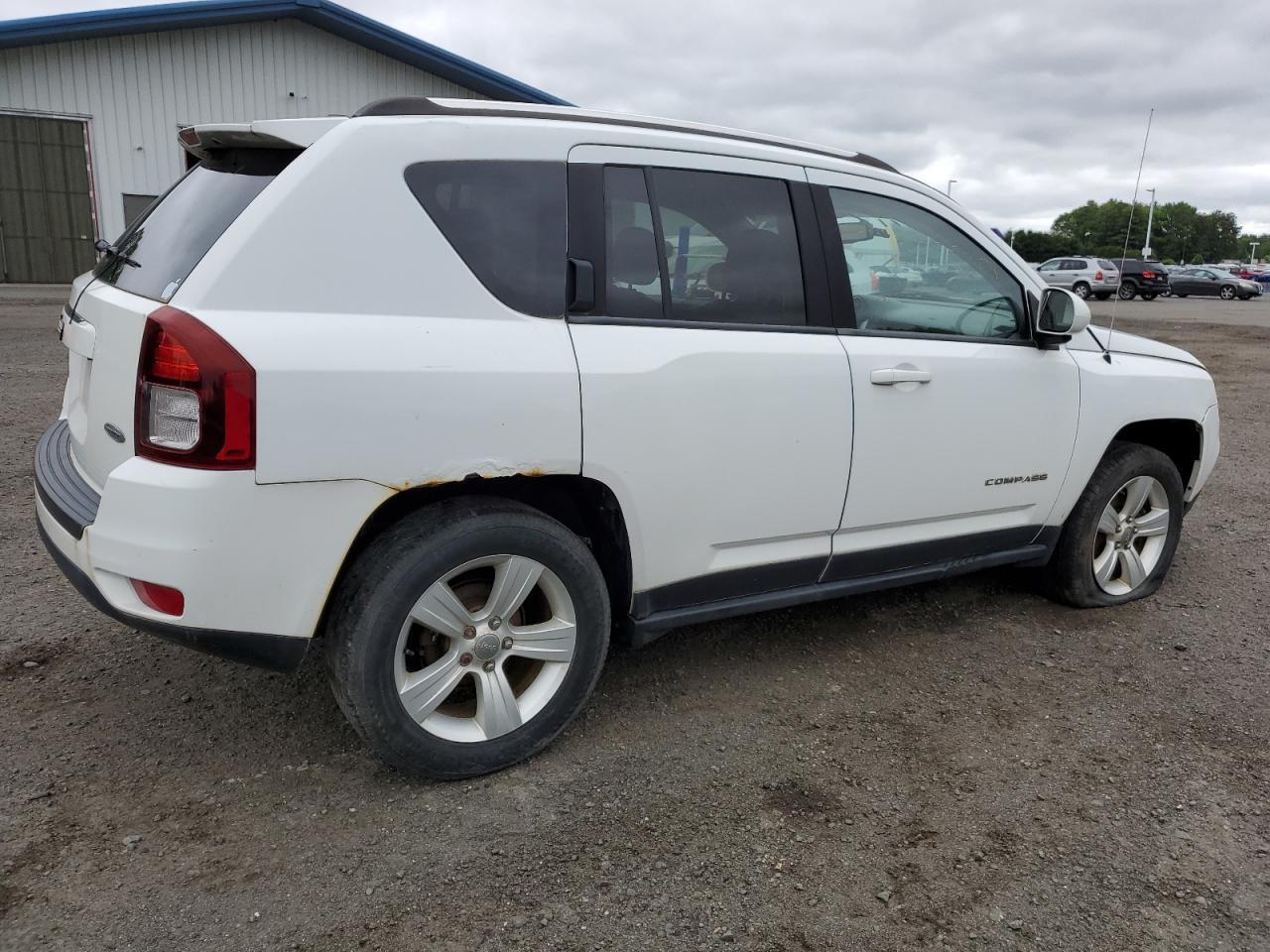 2014 Jeep Compass Latitude - Фото 3