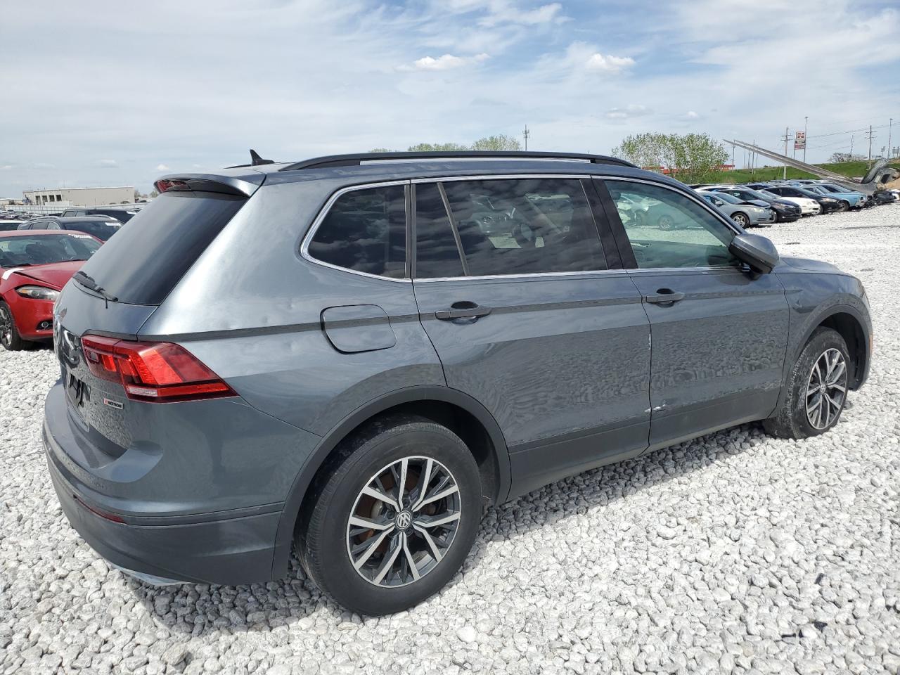 2019 Volkswagen Tiguan Se - Image 3