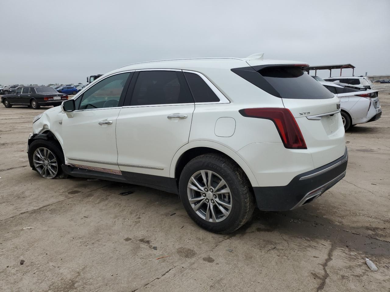 2022 Cadillac Xt5 Premium Luxury - Фото 2