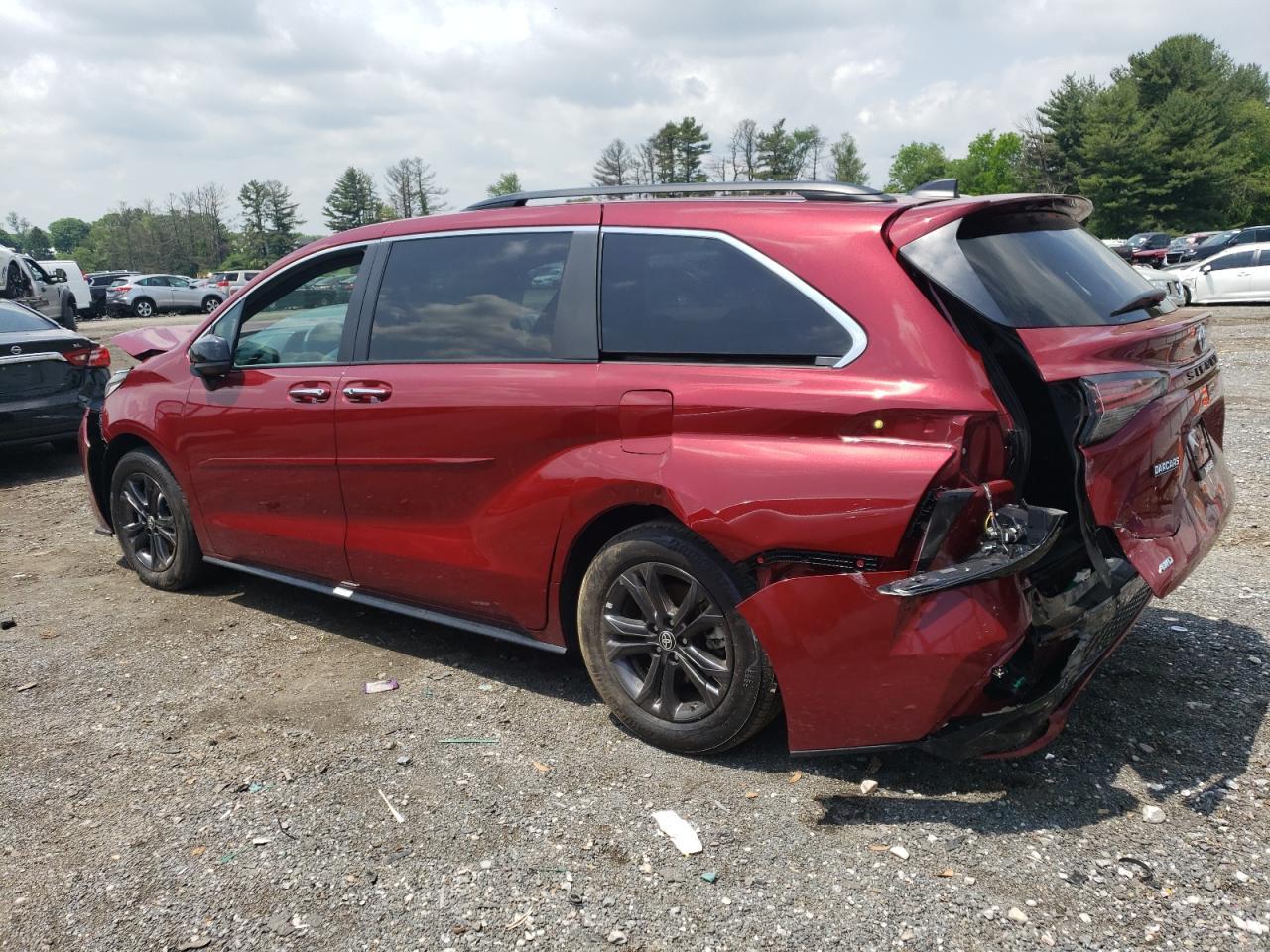 2024 Toyota Sienna Xse - Фото 2