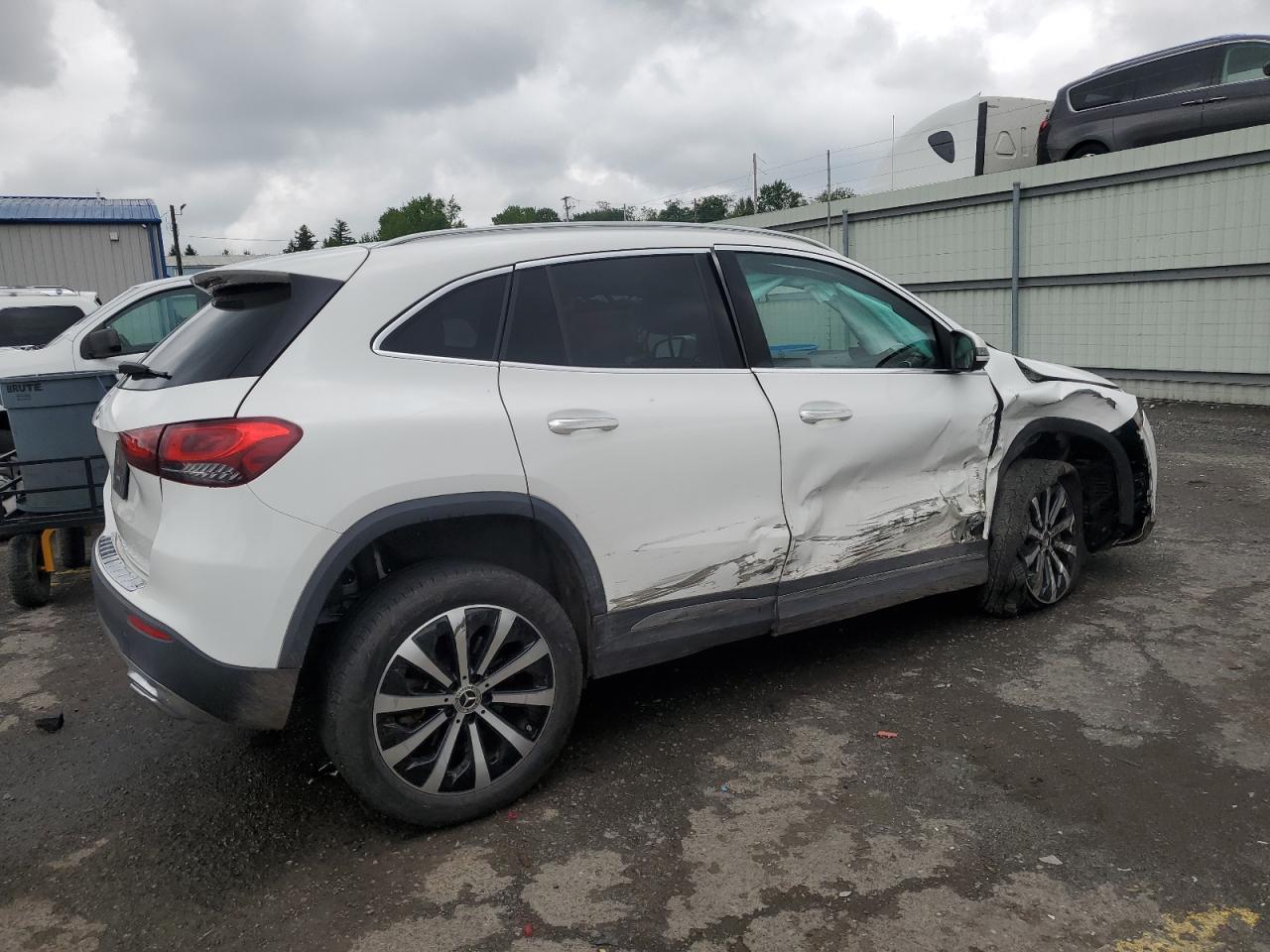 2023 Mercedes-Benz Gla 250 - Image 3