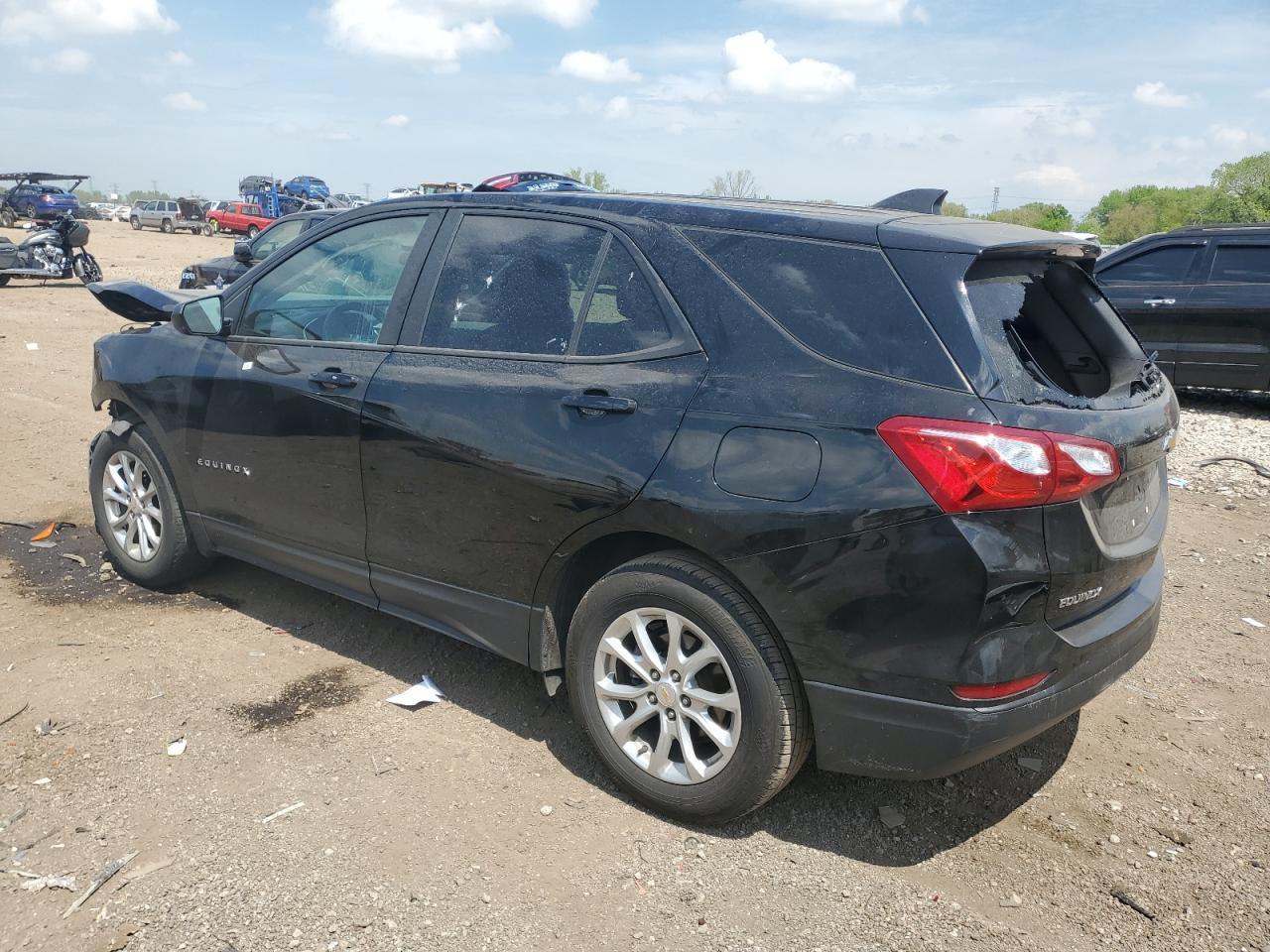 2020 Chevrolet Equinox Ls - Фото 2