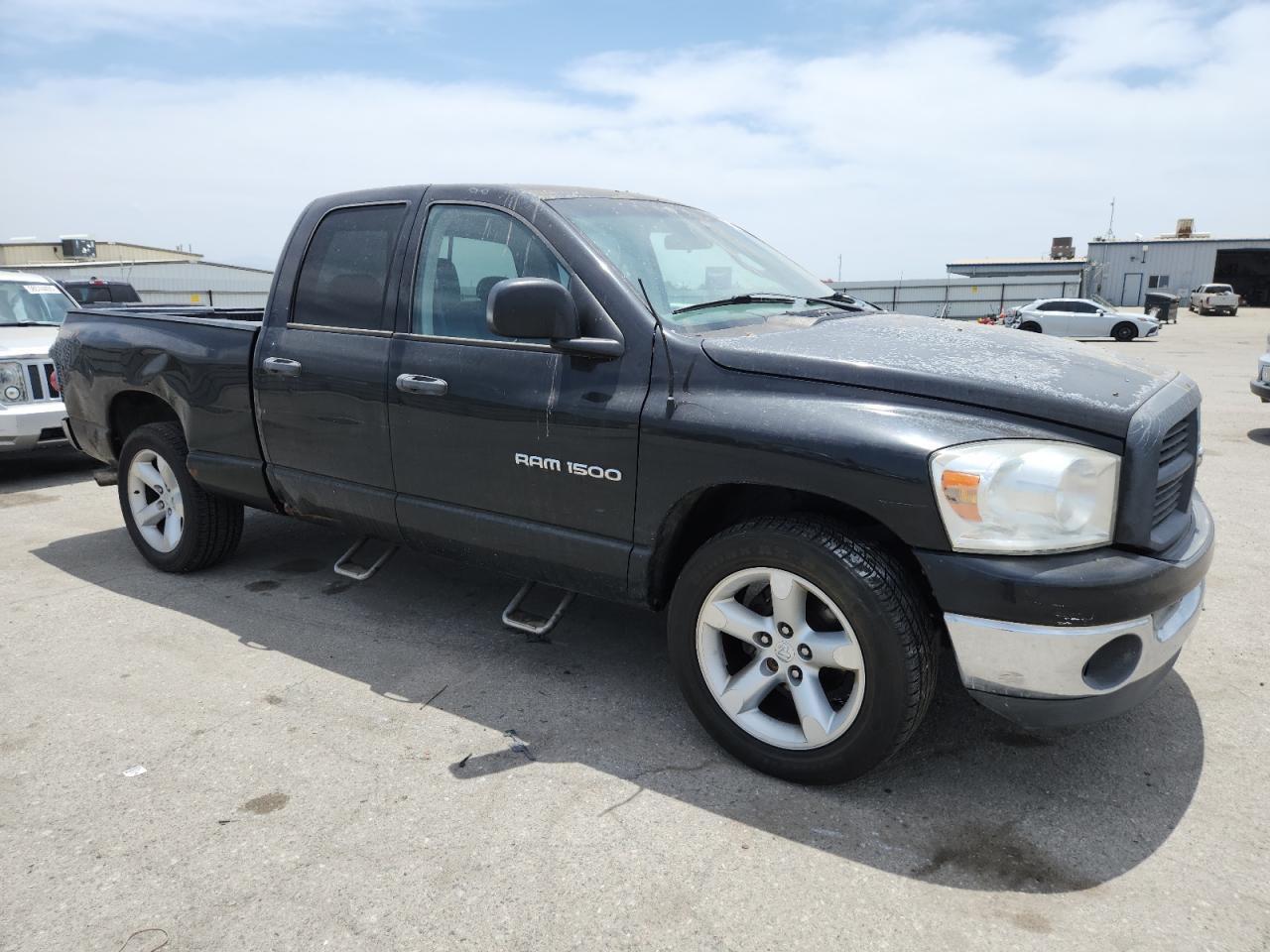 2007 Dodge Ram 1500 St - Image 4