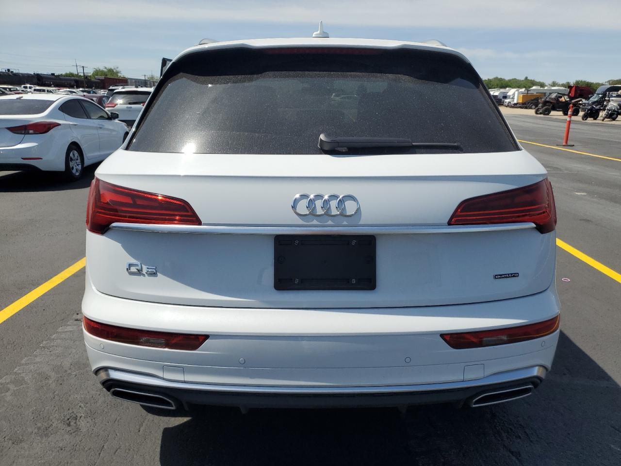 2023 Audi Q5 Premium Plus 45 - Фото 6