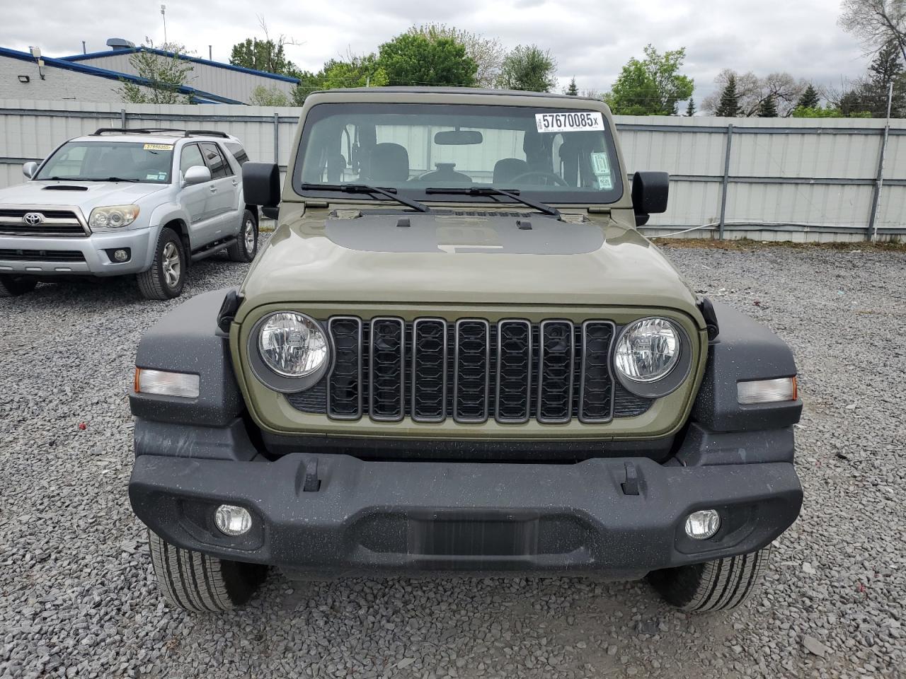 2025 Jeep Wrangler Sport - Image 5