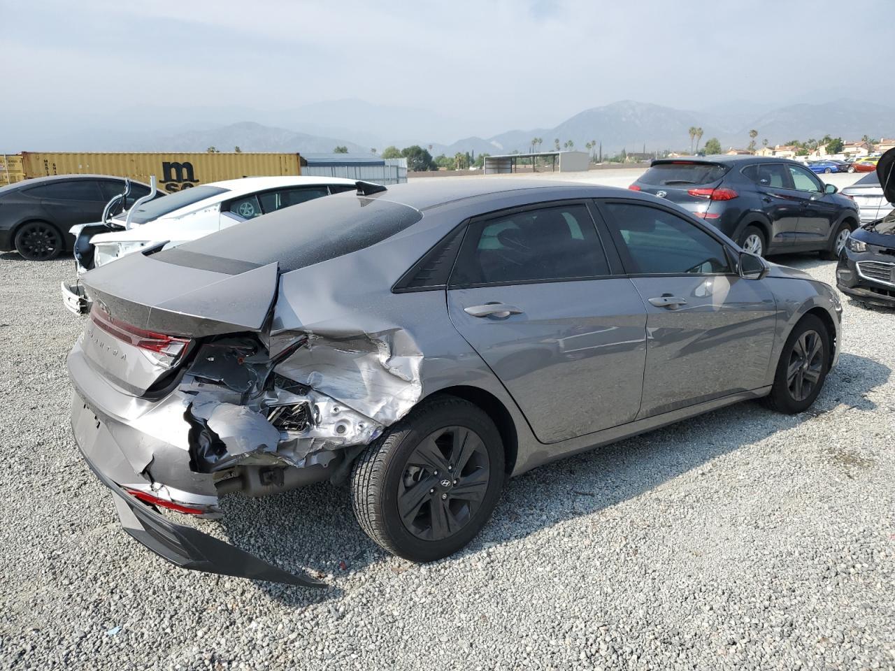 2021 Hyundai Elantra Sel - Фото 3