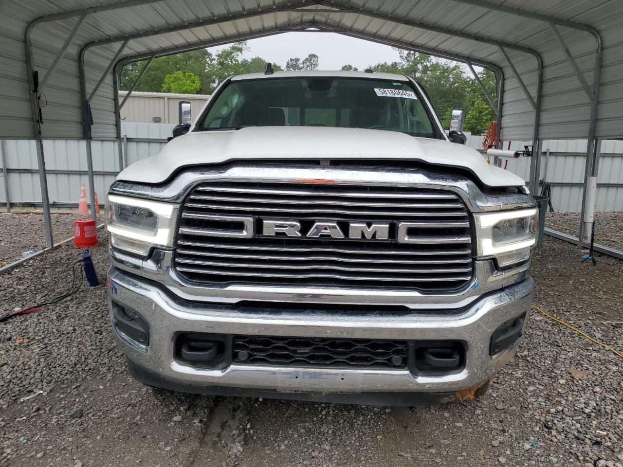 2022 Ram 2500 Laramie - Фото 5