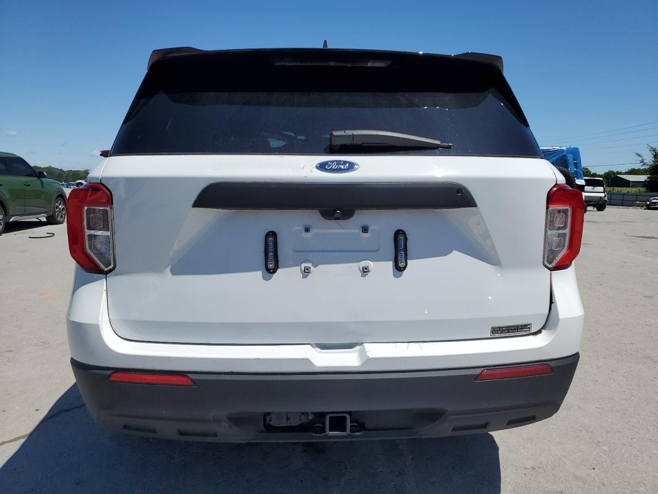 2022 Ford Explorer Police Interceptor - Image 6