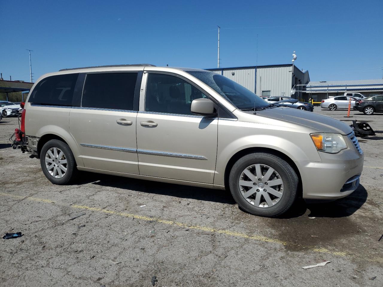 2014 Chrysler Town & Country Touring - Фото 4