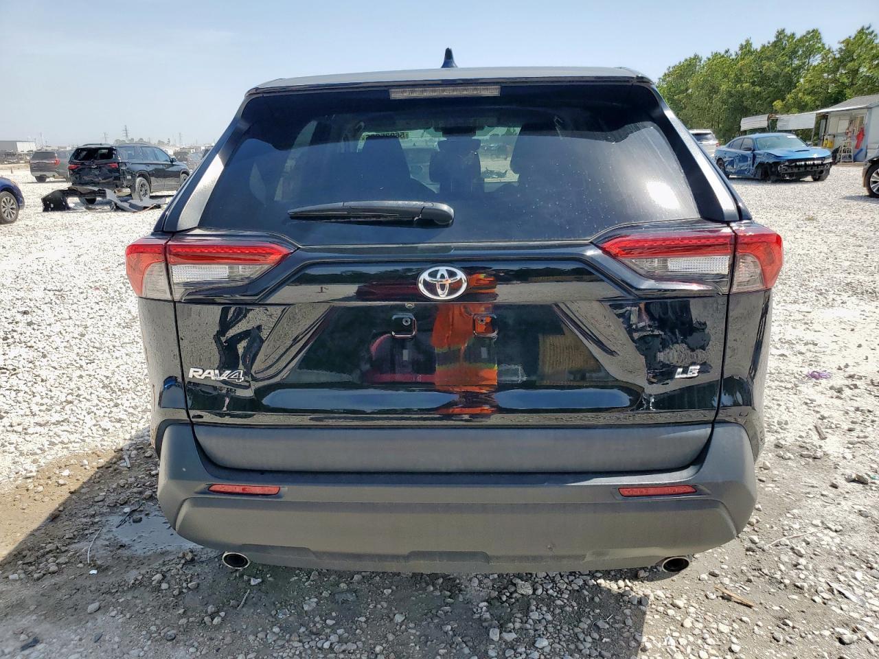 2022 Toyota Rav4 Le - Фото 6