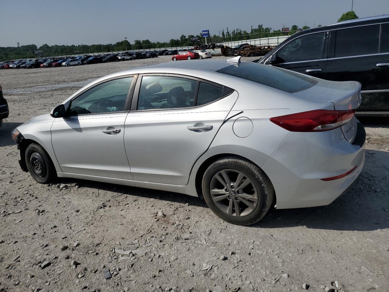 2018 Hyundai Elantra Sel - Фото 2