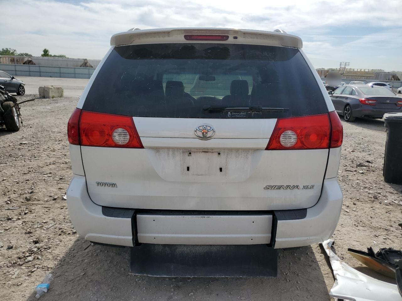 2006 Toyota Sienna Xle - Фото 6