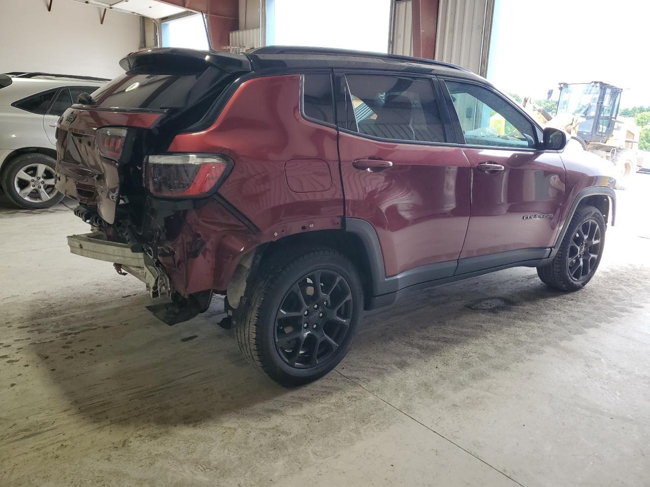 2022 Jeep Compass Latitude - Фото 3