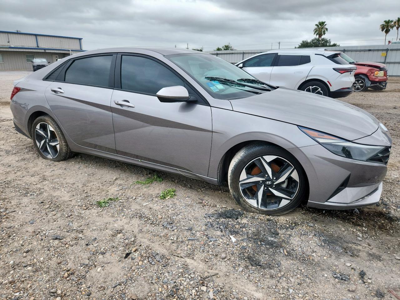 2023 Hyundai Elantra Sel - Фото 4