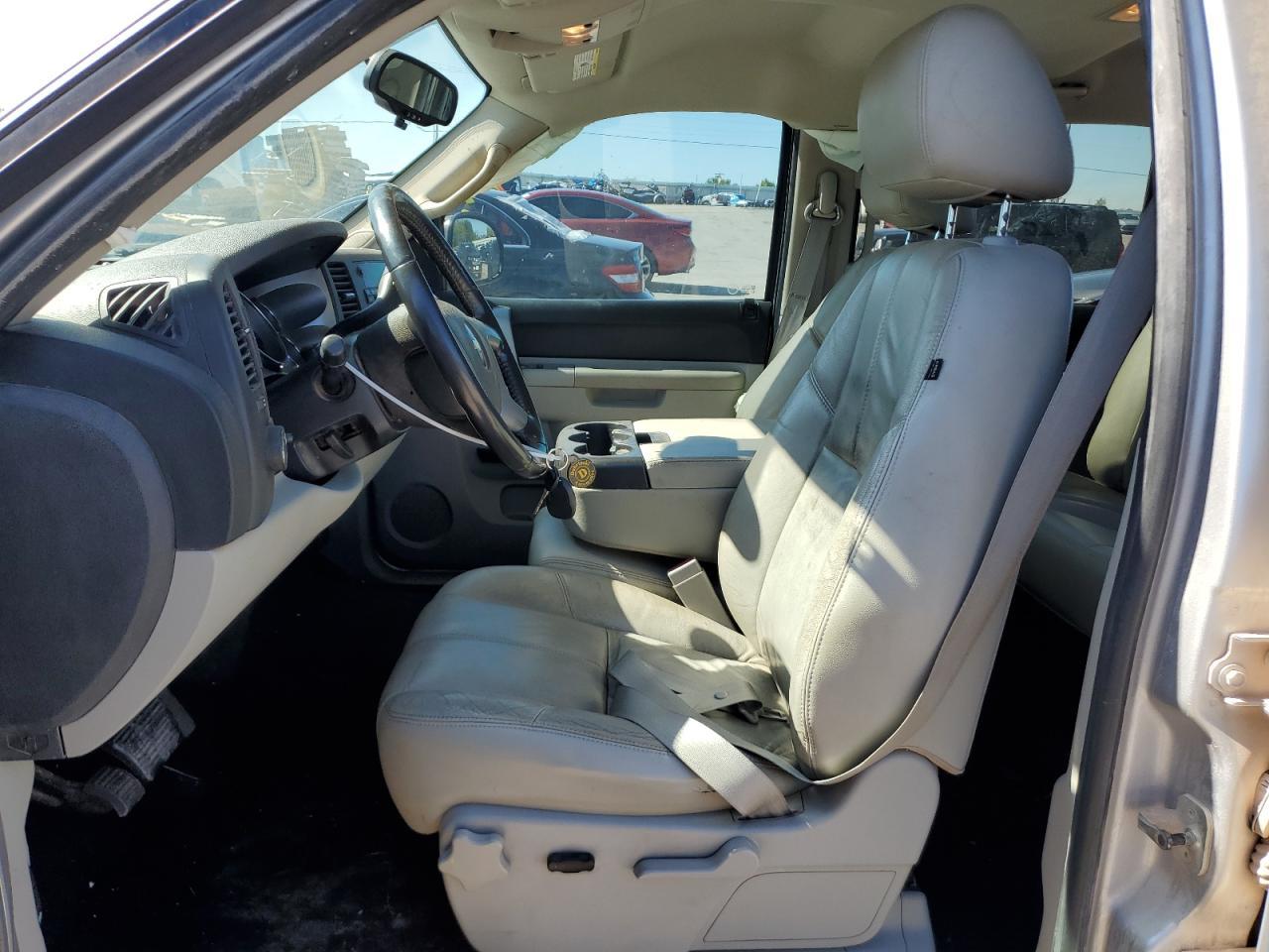 2011 Chevrolet Silverado K1500 Lt - Image 7