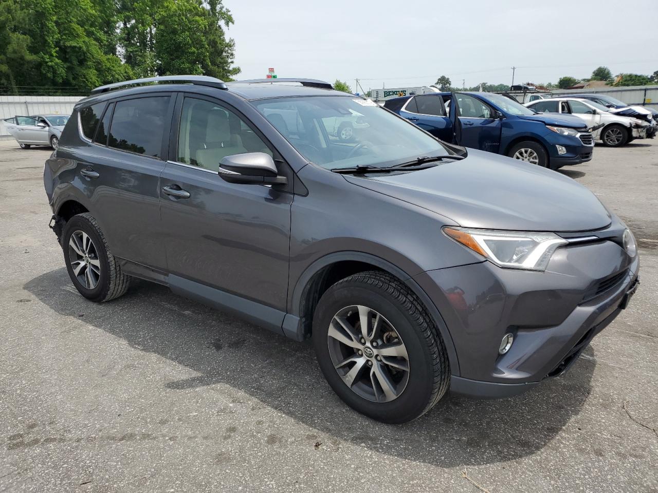 2017 Toyota Rav4 Xle - Фото 4