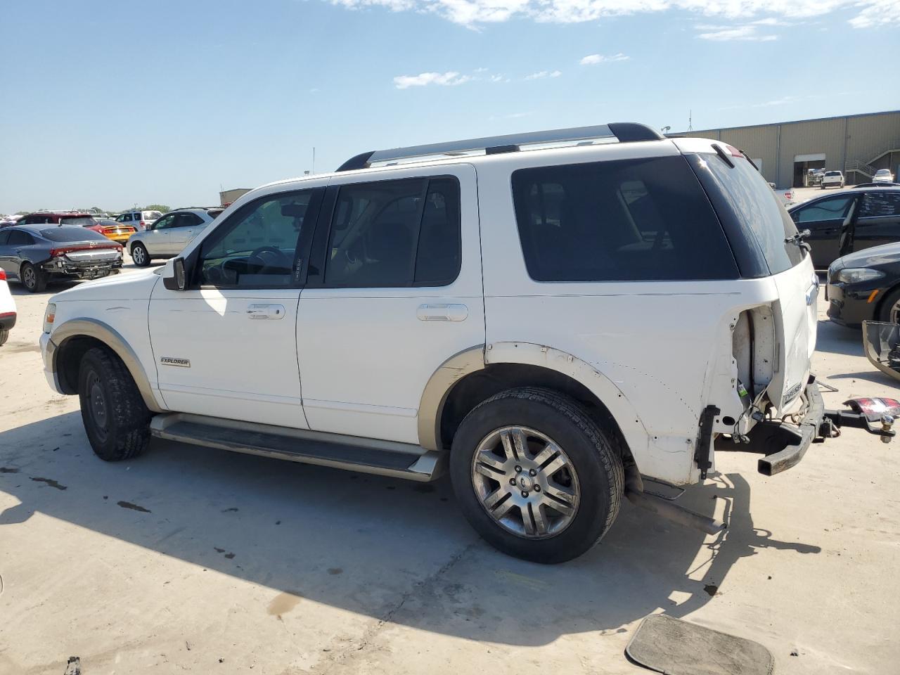 2007 Ford Explorer Eddie Bauer - Фото 2