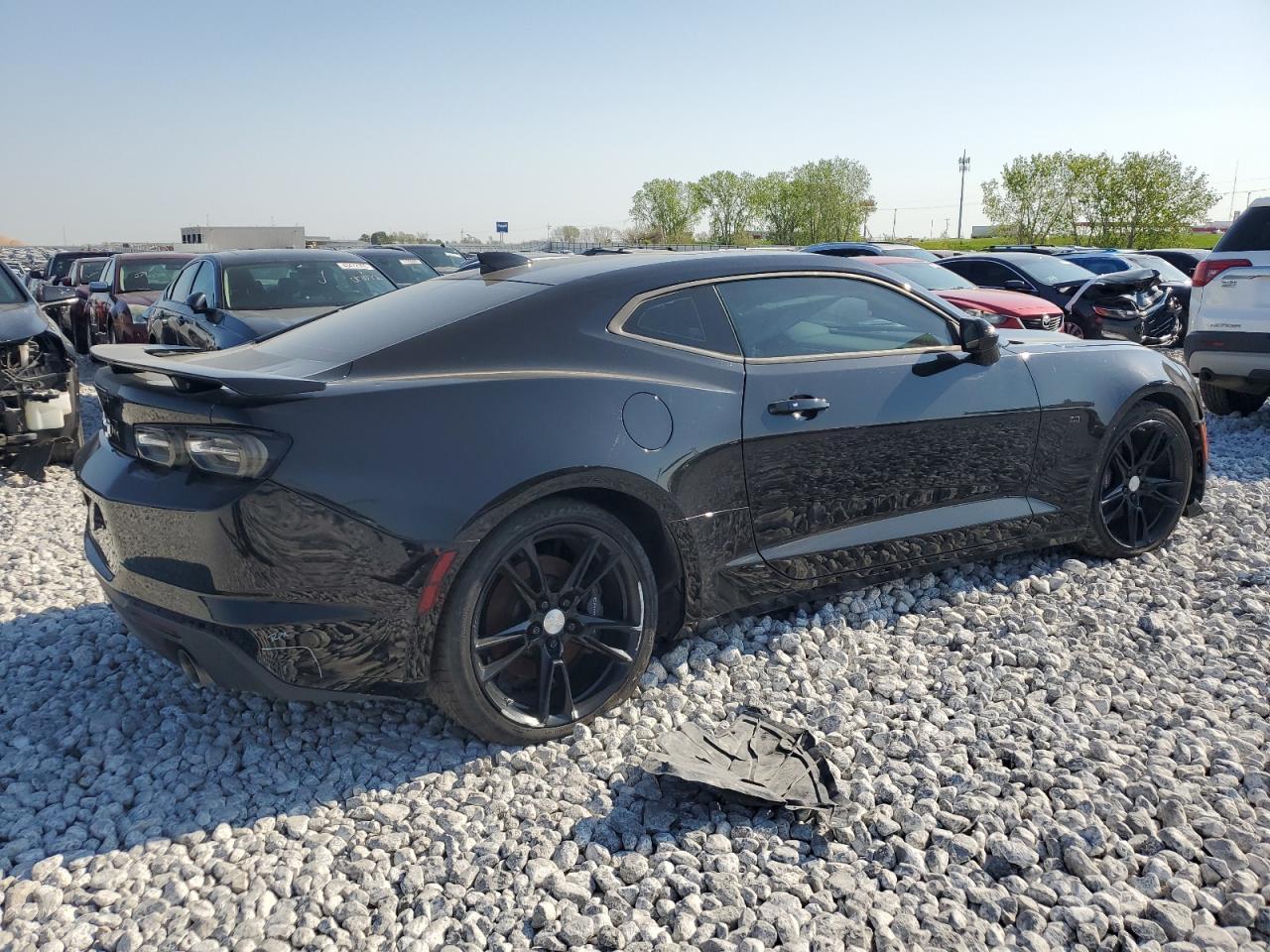 2019 Chevrolet Camaro Ss - Image 3