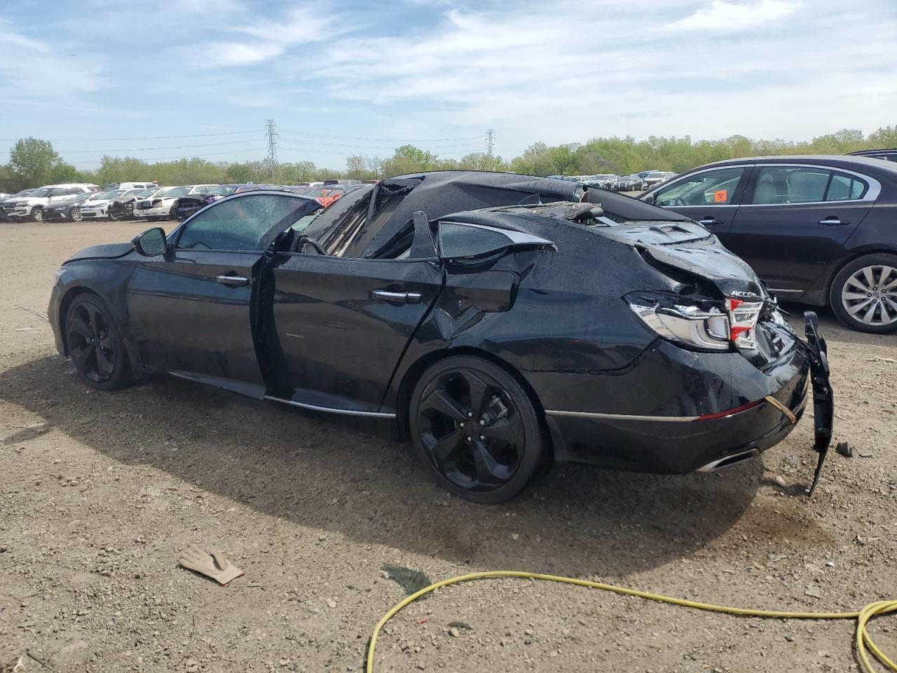 2020 Honda Accord Touring - Фото 2