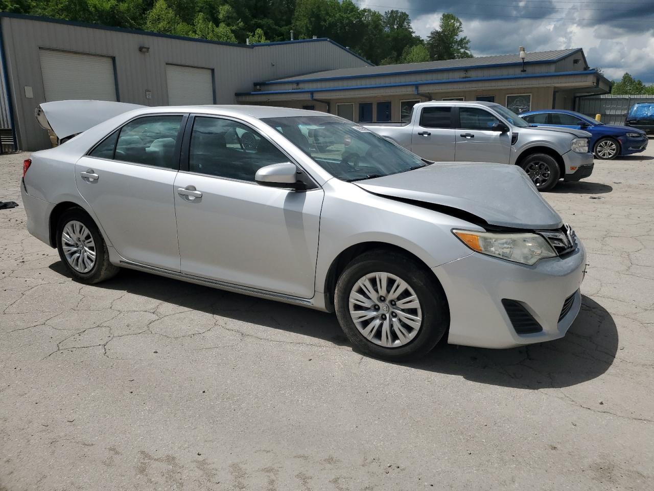 2013 Toyota Camry L - Фото 4