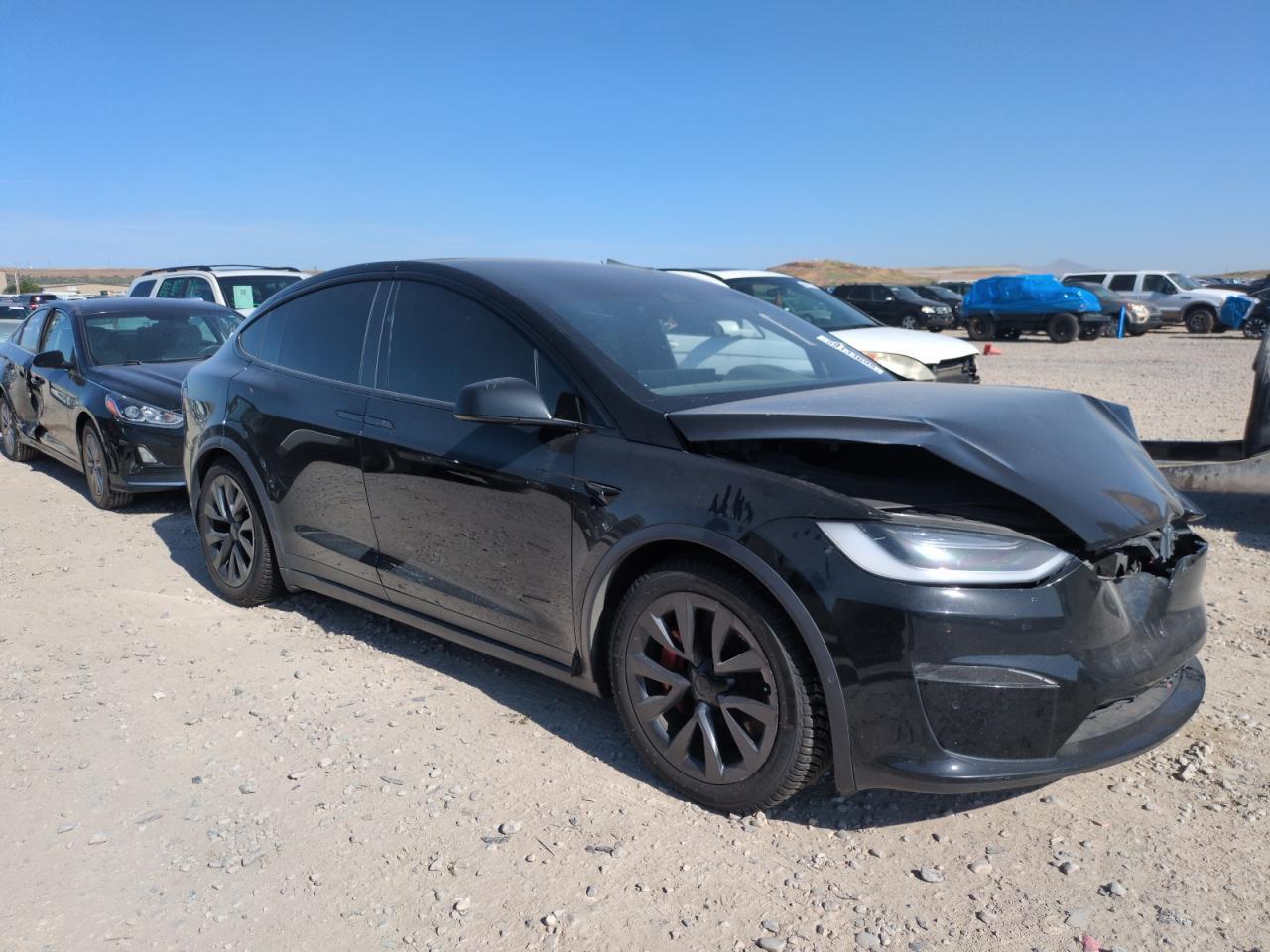 2022 Tesla Model X - Image 4