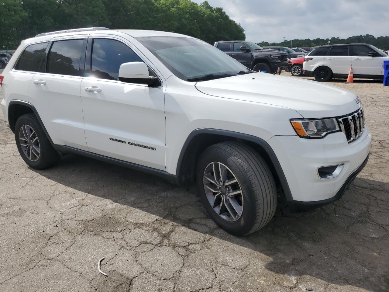 2020 Jeep Grand Cherokee Laredo - Фото 4