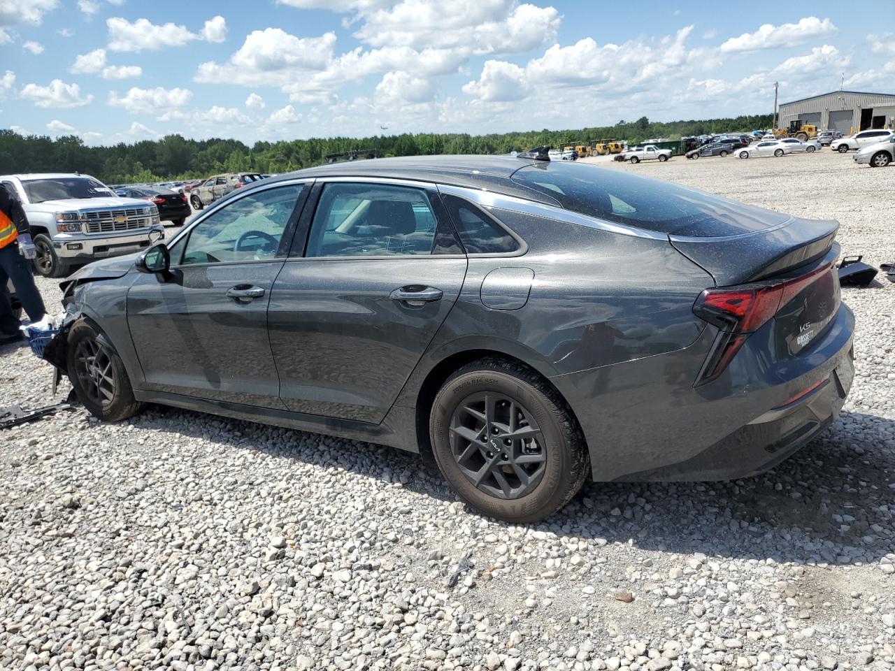 2025 Kia K5 Lxs - Фото 2