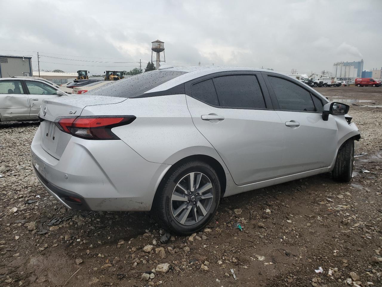 2021 Nissan Versa Sv - Фото 3