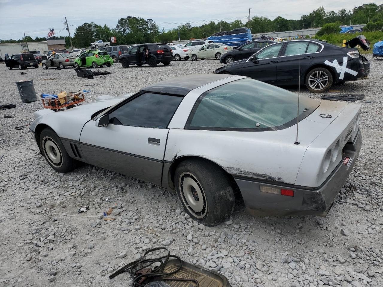 1985 Chevrolet Corvette - Фото 2