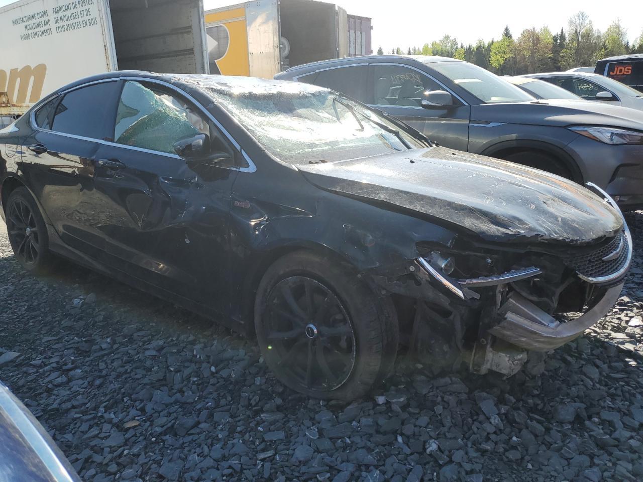 2016 Chrysler 200 Lx - Фото 4